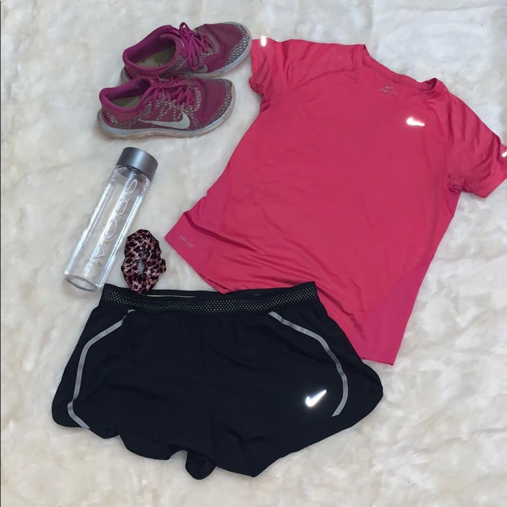 DRI FIT NIKE SHIRT💗